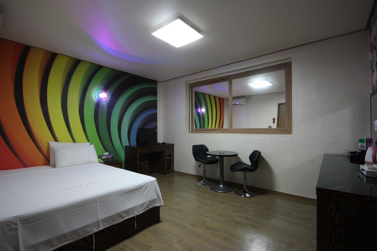 Hotel Lie Geoje Zewnętrze zdjęcie