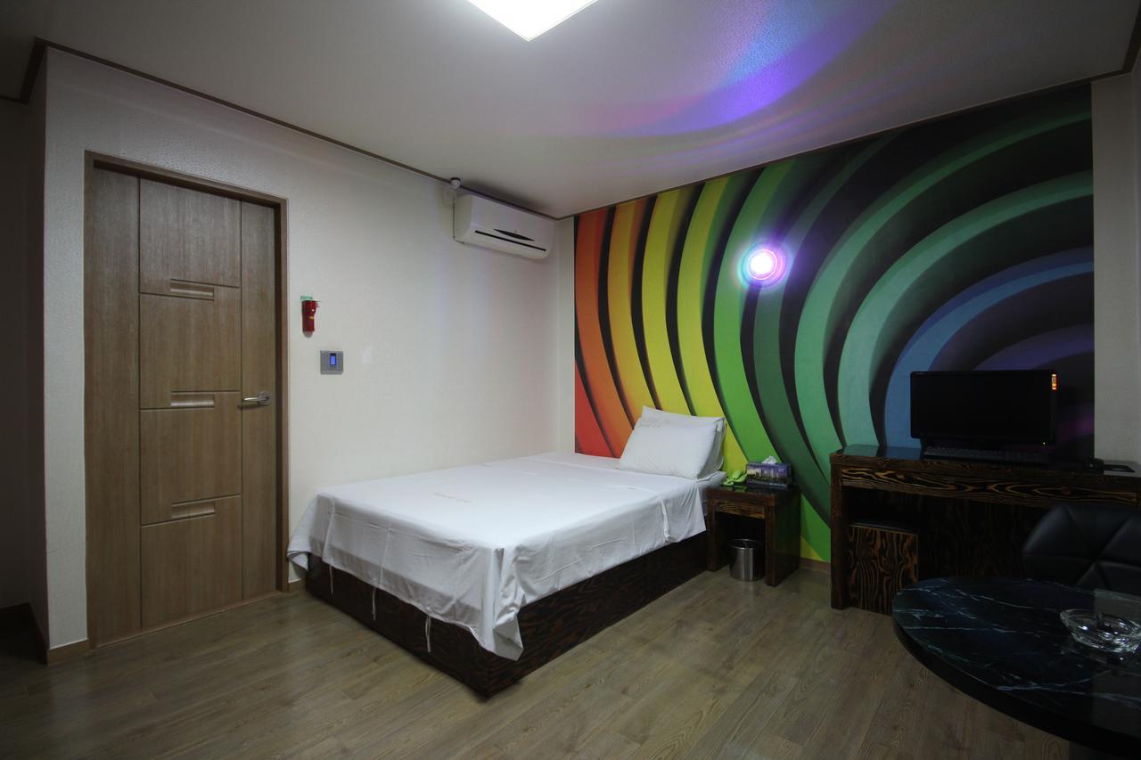 Hotel Lie Geoje Zewnętrze zdjęcie