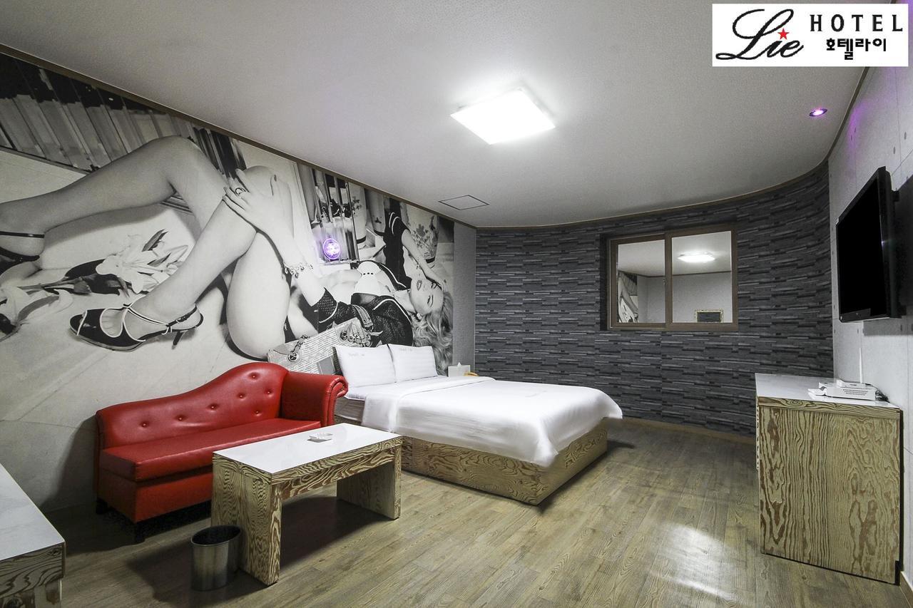 Hotel Lie Geoje Zewnętrze zdjęcie