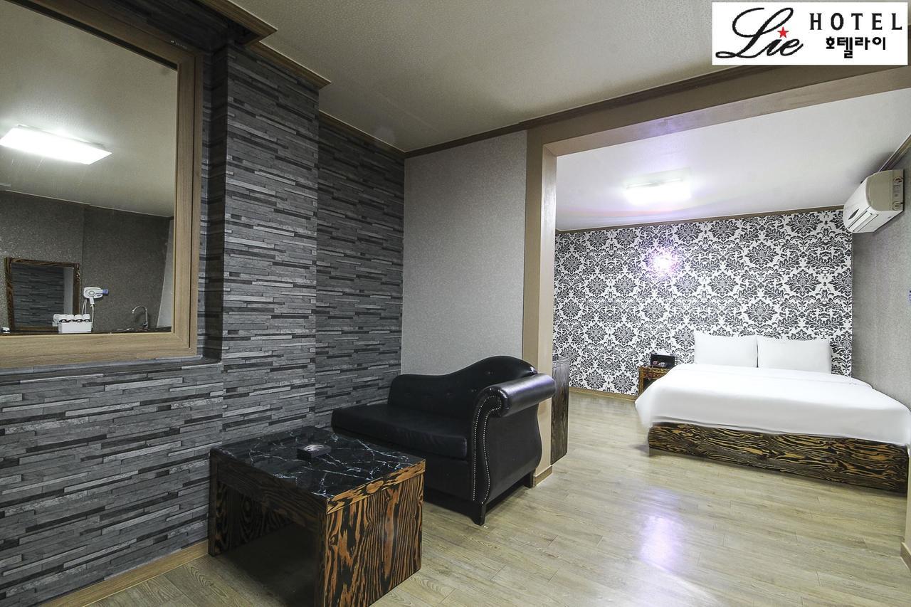 Hotel Lie Geoje Zewnętrze zdjęcie