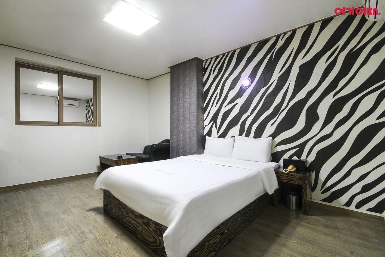 Hotel Lie Geoje Zewnętrze zdjęcie