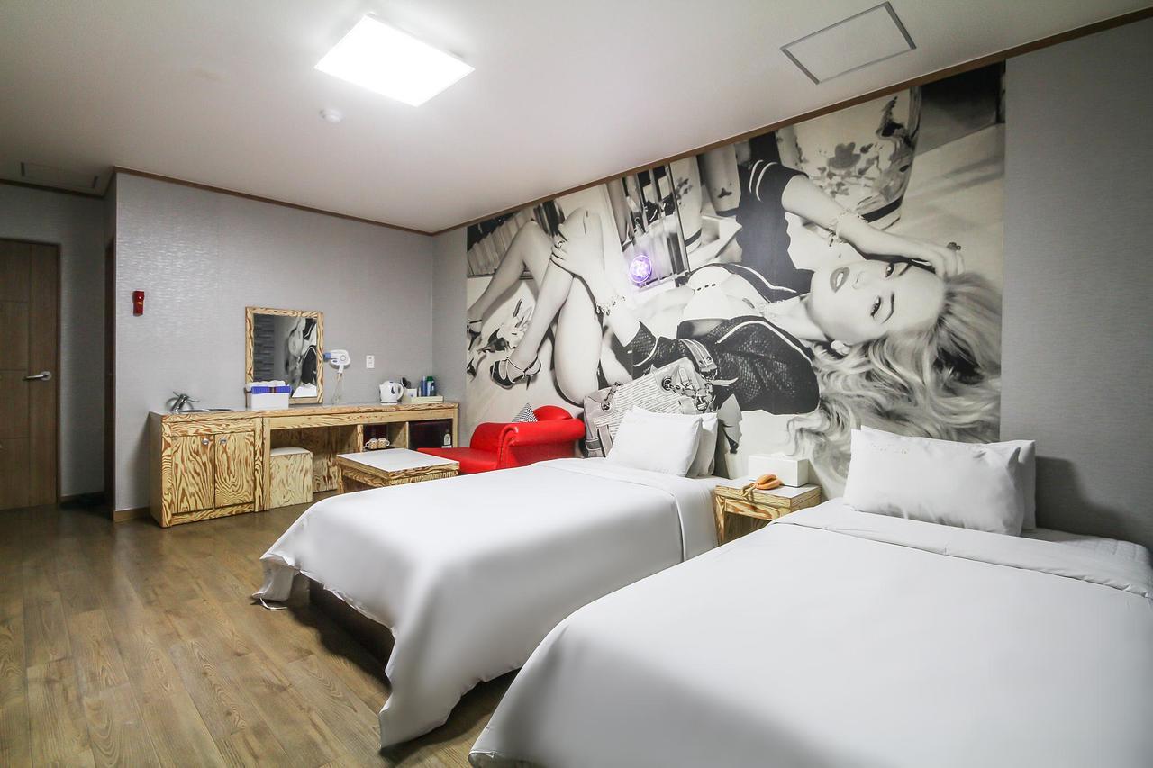 Hotel Lie Geoje Zewnętrze zdjęcie