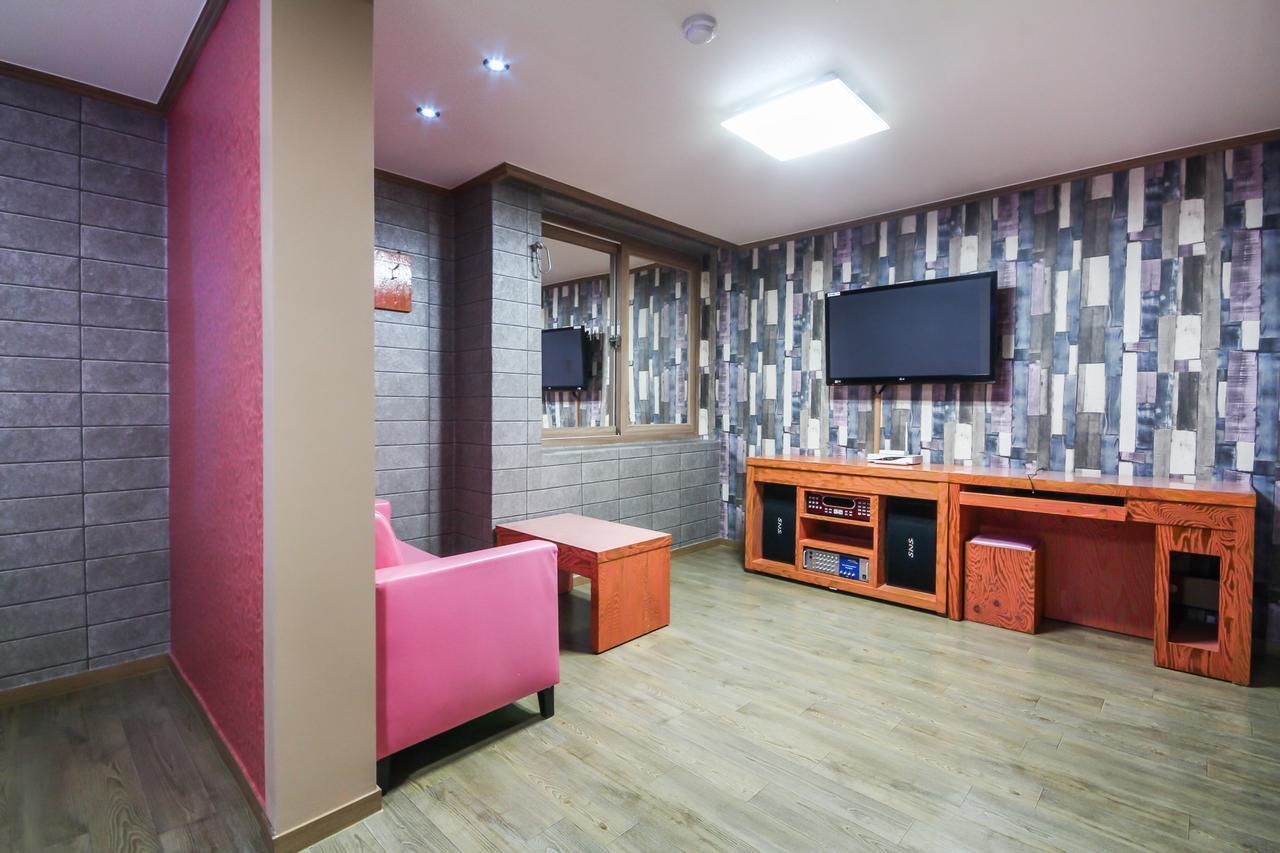 Hotel Lie Geoje Zewnętrze zdjęcie