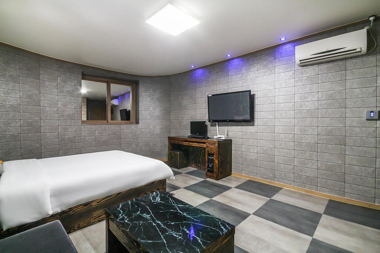 Hotel Lie Geoje Zewnętrze zdjęcie